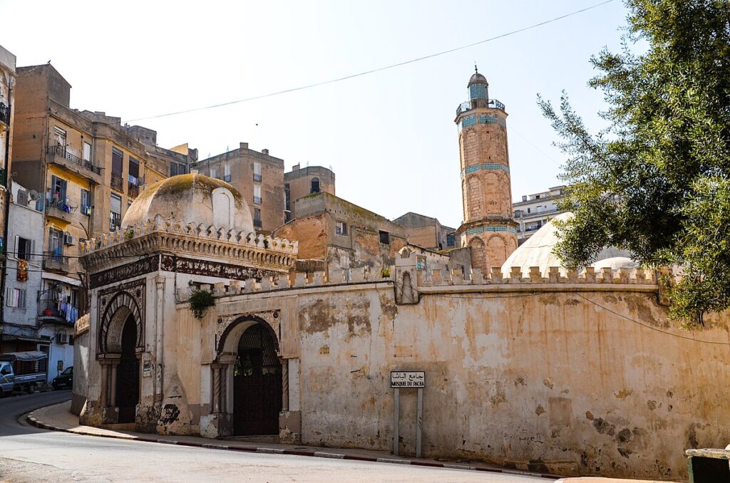 Mosquée du Pacha: The Ottoman Legacy in Oran 1 Mosquee du Pacha Oran